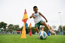 门将精彩扑救确保胜利